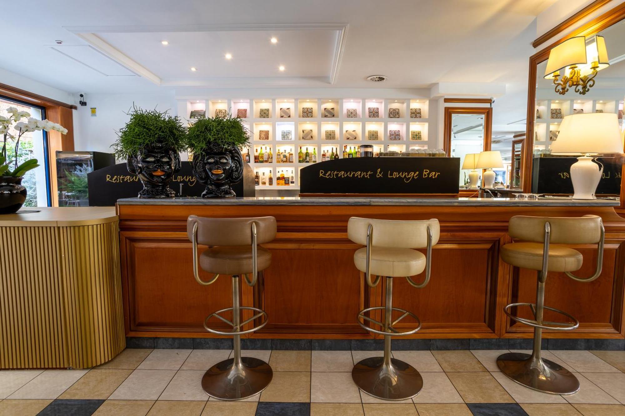 Grand Tiberio Hotel 4*